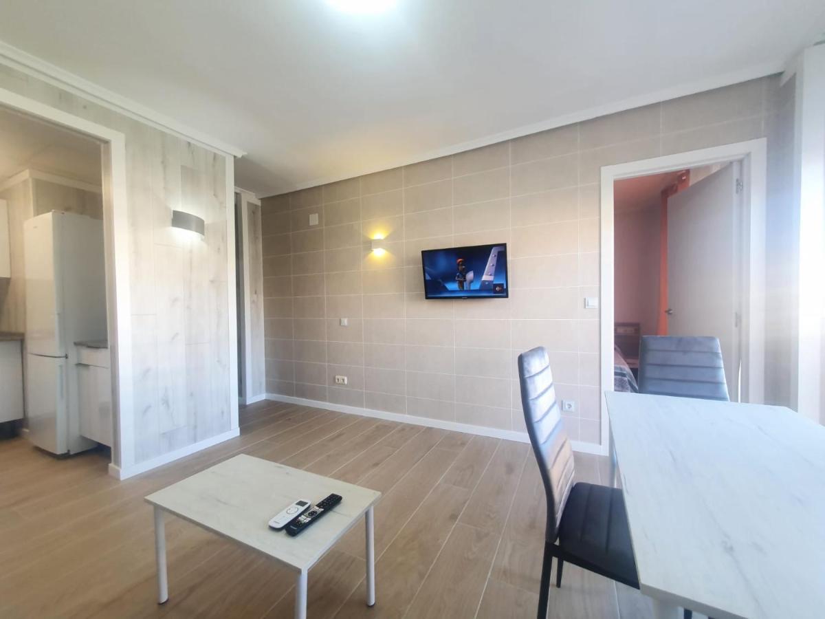Salou Apartamento Familiar / Piscina / Zona Tranquila Apartman Kültér fotó