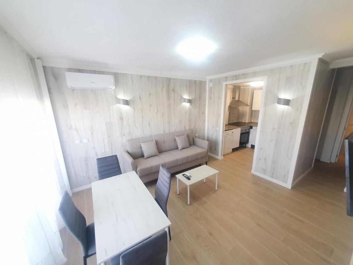 Salou Apartamento Familiar / Piscina / Zona Tranquila Apartman Kültér fotó