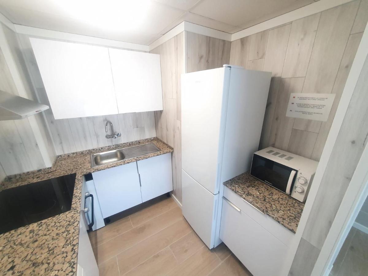 Salou Apartamento Familiar / Piscina / Zona Tranquila Apartman Kültér fotó