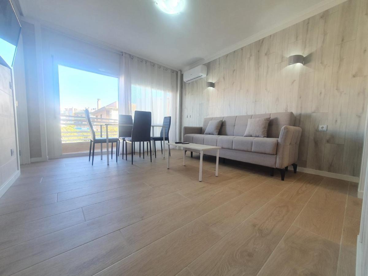 Salou Apartamento Familiar / Piscina / Zona Tranquila Apartman Kültér fotó