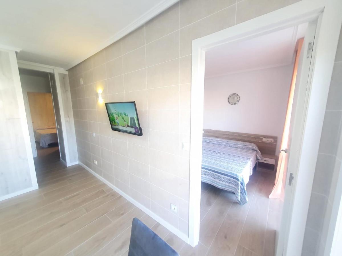 Salou Apartamento Familiar / Piscina / Zona Tranquila Apartman Kültér fotó